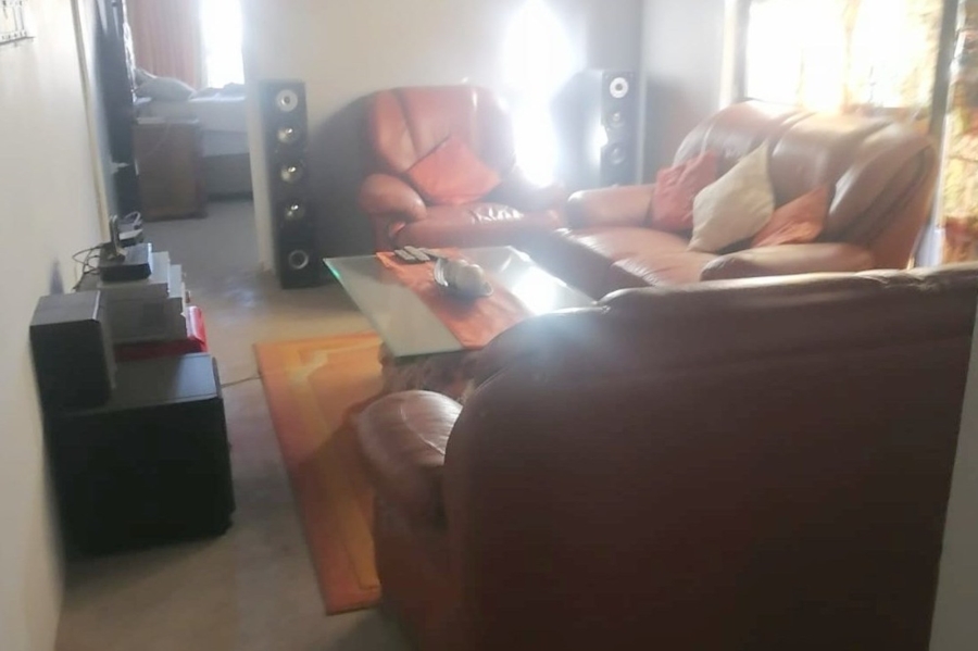 2 Bedroom Property for Sale in New Brighton Eastern Cape